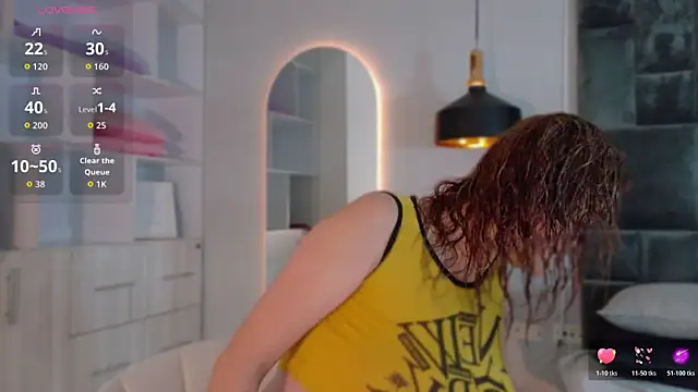 Adrianaa gold online show from 07-24-26, 01:07