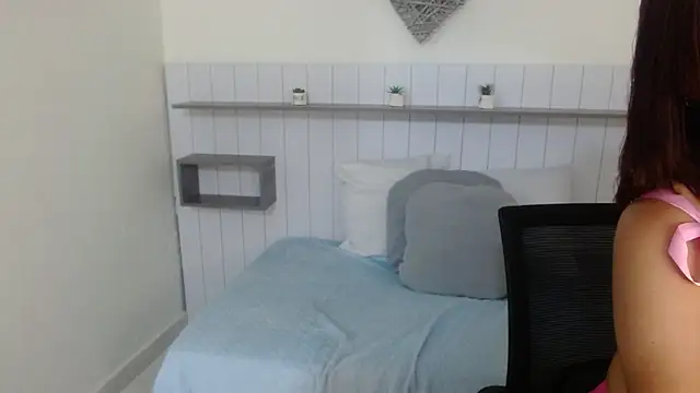 Scarleth Ross online show from 04-08-26, 04:52