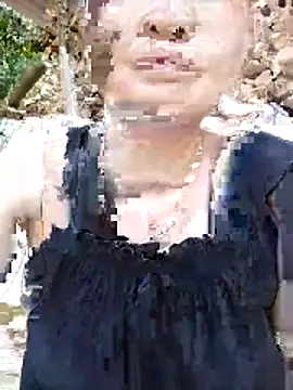 Snapshot of giahan1 chatting on 04-12-26, 07:55 giahan1 online show from 04-12-26, 07:55