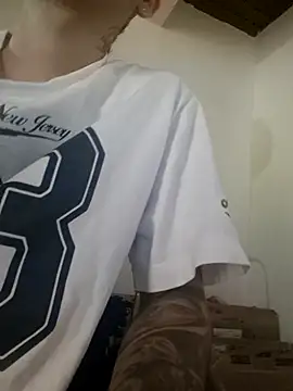 Snapshot of nino_oregano chatting on 07-30-26, 02:16 nino oregano online show from 07-30-26, 02:16
