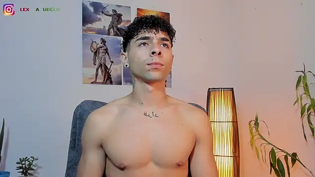 Snapshot of Alex_zt7 chatting on 06-24-26, 02:04 Alex zt7 online show from 06-24-26, 02:04