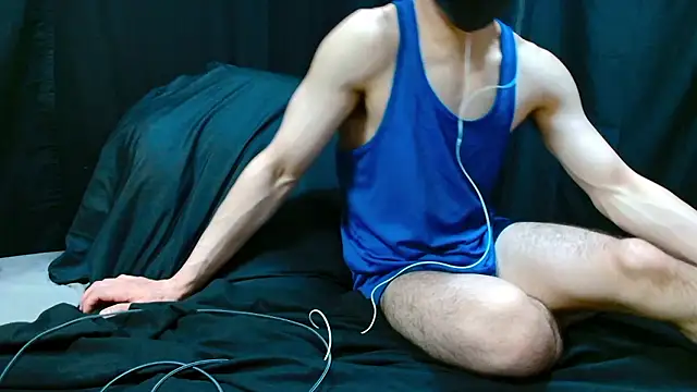 Snapshot of LEO1955 chatting on 06-20-26, 10:09 LEO1955 online show from 06-20-26, 10:09