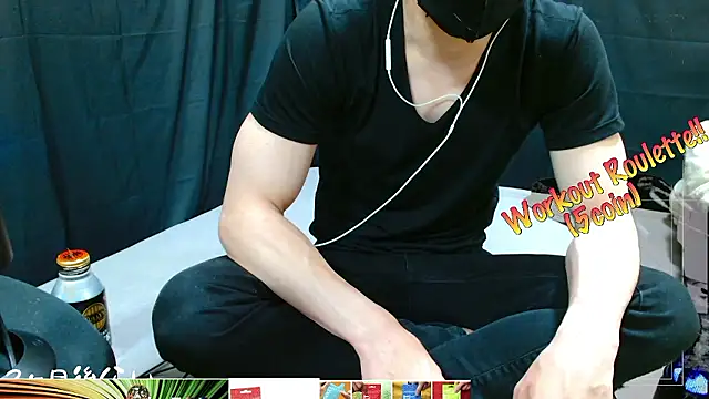 Snapshot of LEO1955 chatting on 05-13-26, 01:29 LEO1955 online show from 05-13-26, 01:29