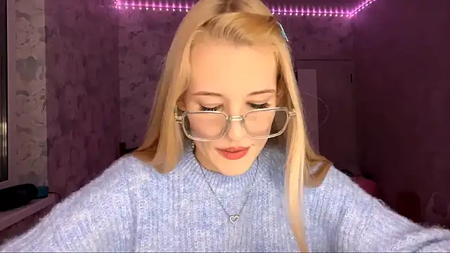 Snapshot of Ketris_Drewerses chatting on 04-22-26, 01:29 Ketris Drewerses online show from 04-22-26, 01:29