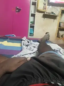 Snapshot of teluguboy_7 chatting on 05-27-26, 02:24 teluguboy 7 online show from 05-27-26, 02:24