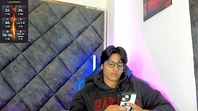 LiamKron online show from 06-22-26, 11:29