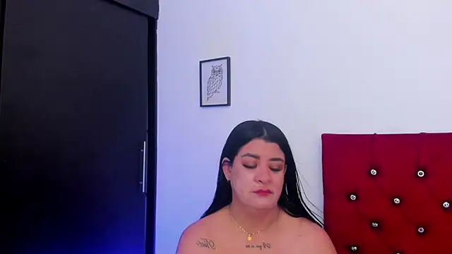 Snapshot of Katty_West chatting on 05-23-26, 07:35 Katty West online show from 05-23-26, 07:35