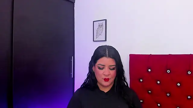 Snapshot of Katty_West chatting on 05-15-26, 07:23 Katty West online show from 05-15-26, 07:23