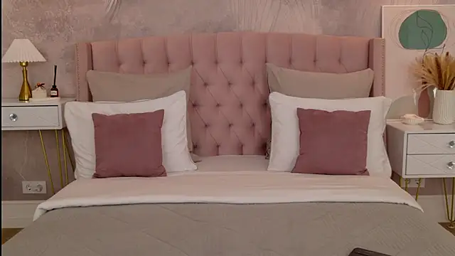 YunaStorm online show from 04-09-26, 02:56