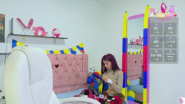 Snapshot of VelinaHoney chatting on 06-27-26, 12:33 VelinaHoney online show from 06-27-26, 12:33