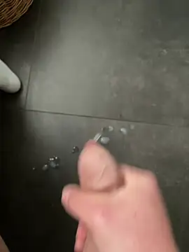 italianboy20cm online show from 04-13-26, 03:27