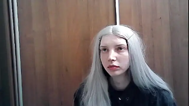 Crimson Lady online show from 05-15-26, 09:02