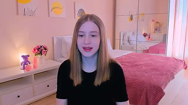 cheeky chick online show from 05-20-26, 01:19