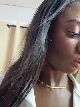 Snapshot of Zoe_Ravenn chatting on 05-23-26, 03:16 Zoe Ravenn online show from 05-23-26, 03:16