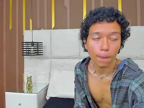 Snapshot of NobaCortez chatting on 04-15-26, 02:39 NobaCortez online show from 04-15-26, 02:39