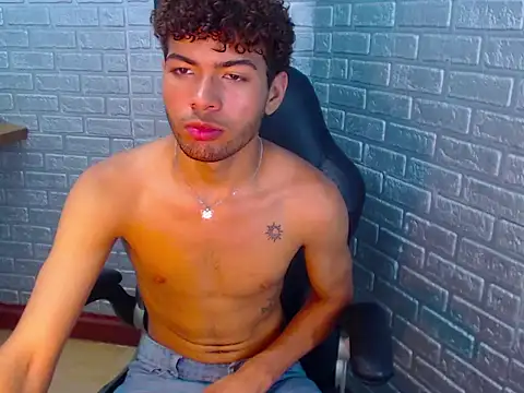 Snapshot of jake_1boy chatting on 04-09-26, 09:10 jake 1boy online show from 04-09-26, 09:10