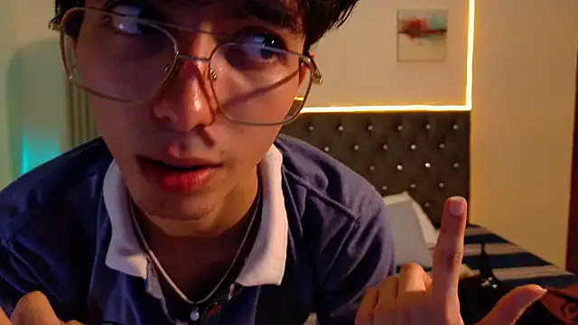 Snapshot of Twink_Sebas7 chatting on 07-19-26, 03:59 Twink Sebas7 online show from 07-19-26, 03:59