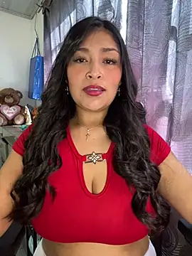 Snapshot of Simplemente_Aurora chatting on 05-06-26, 07:51 Simplemente Aurora online show from 05-06-26, 07:51
