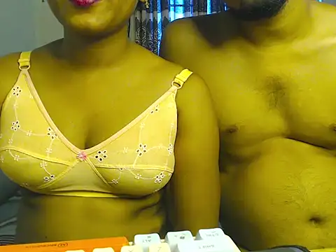 VelvetCoupleLive online show from 06-27-26, 09:26