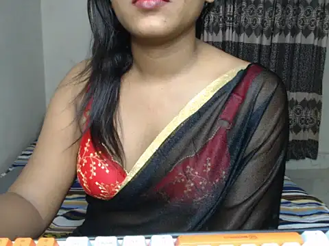 VelvetCoupleLive online show from 07-21-26, 03:57
