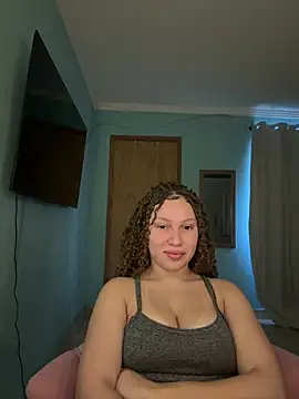 sophiiahot online show from 05-07-26, 01:25