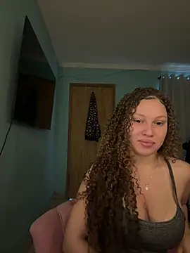sophiiahot online show from 04-18-26, 12:29