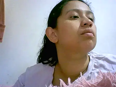 Snapshot of katrina-09 chatting on 04-29-26, 12:31 katrina-09 online show from 04-29-26, 12:31