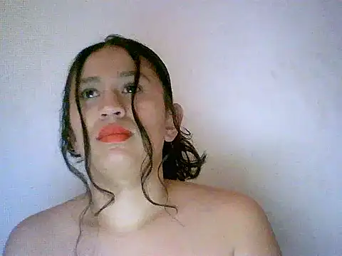 Snapshot of katrina-09 chatting on 05-13-26, 06:26 katrina-09 online show from 05-13-26, 06:26