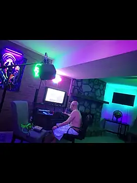 Snapshot of chronic_vibez chatting on 07-14-26, 02:05 chronic vibez online show from 07-14-26, 02:05