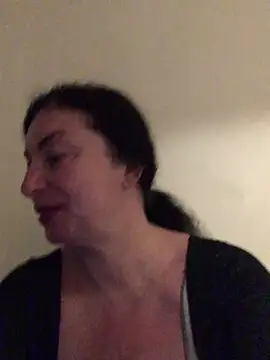 Lizzaa80 online show from 06-02-26, 08:42