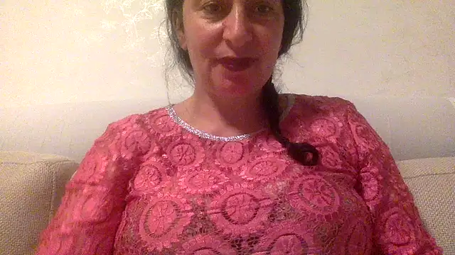 Lizzaa80 online show from 06-19-26, 08:47