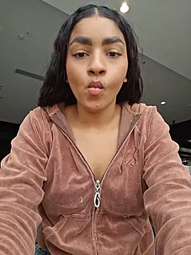 Snapshot of Milu_Luthor chatting on 05-04-26, 03:59 Milu Luthor online show from 05-04-26, 03:59