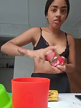 Snapshot of Milu_Luthor chatting on 05-17-26, 12:38 Milu Luthor online show from 05-17-26, 12:38