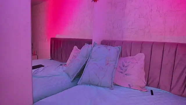 Alis Roze online show from 04-25-26, 09:01