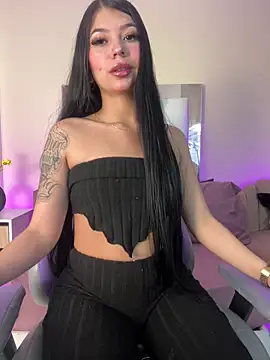 Snapshot of sweett_sophie1 chatting on 06-19-26, 10:15 sweett sophie1 online show from 06-19-26, 10:15