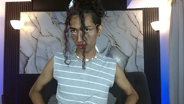 triiangel latinboy online show from 04-16-26, 12:22