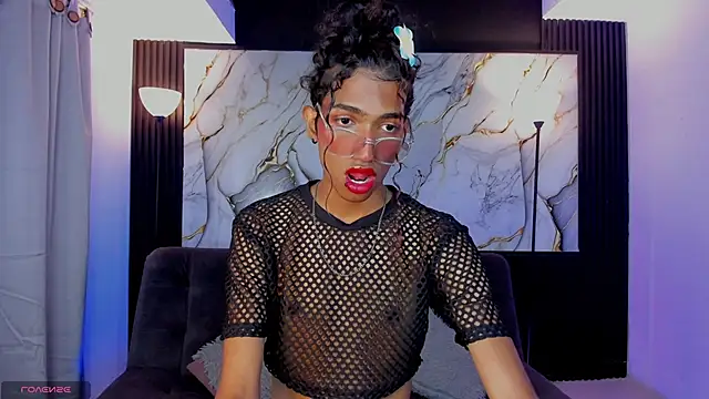triiangel latinboy online show from 05-03-26, 12:27