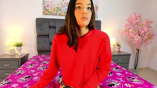 Snapshot of zeo_pau chatting on 04-15-26, 07:07 zeo pau online show from 04-15-26, 07:07