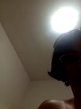 Brasileiraputinha69 online show from 04-10-26, 11:28