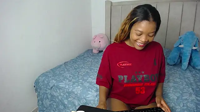 Snapshot of ValentinaHardy chatting on 04-10-26, 03:46 ValentinaHardy online show from 04-10-26, 03:46