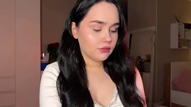 Snapshot of lola_raze chatting on 07-30-26, 11:04 lola raze online show from 07-30-26, 11:04