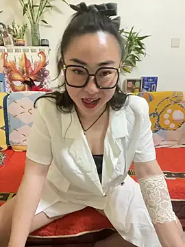 xxxlu886 online show from 04-13-26, 01:15