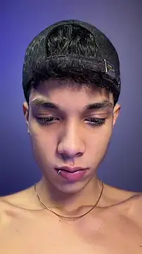 RoughDiamond  online show from 04-17-26, 01:19