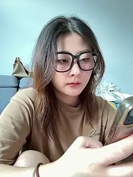 Snapshot of Mu-Mu520 chatting on 05-14-26, 05:48 Mu-Mu520 online show from 05-14-26, 05:48