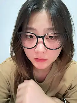 Snapshot of Mu-Mu520 chatting on 08-05-26, 10:53 Mu-Mu520 online show from 08-05-26, 10:53