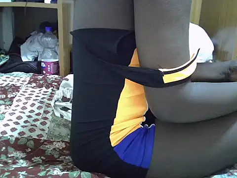 Snapshot of Sexyveretia chatting on 04-18-26, 11:23 Sexyveretia online show from 04-18-26, 11:23