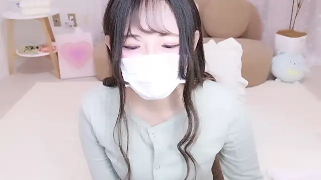 Satomi nn online show from 04-18-26, 12:13