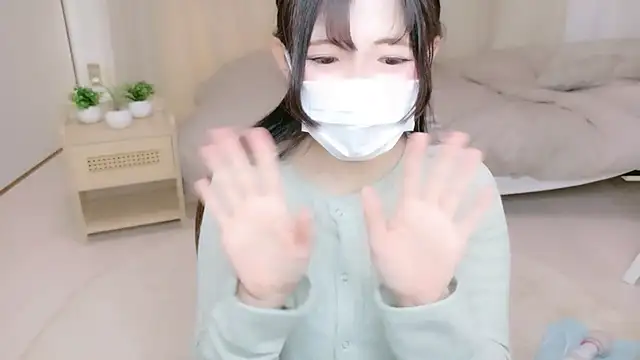 Satomi nn online show from 04-25-26, 12:13