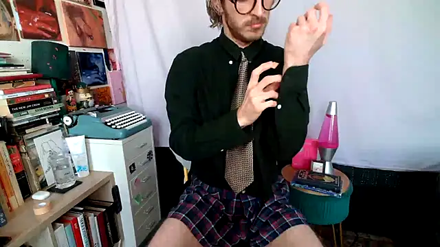 gnickname online show from 05-15-26, 12:08