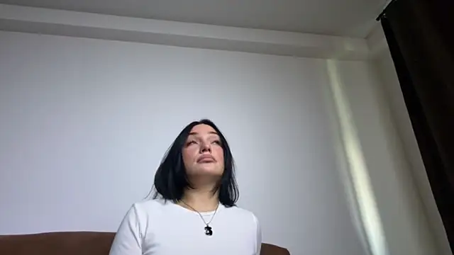 Snapshot of LucyHotty_ chatting on 06-06-26, 11:48 LucyHotty online show from 06-06-26, 11:48
